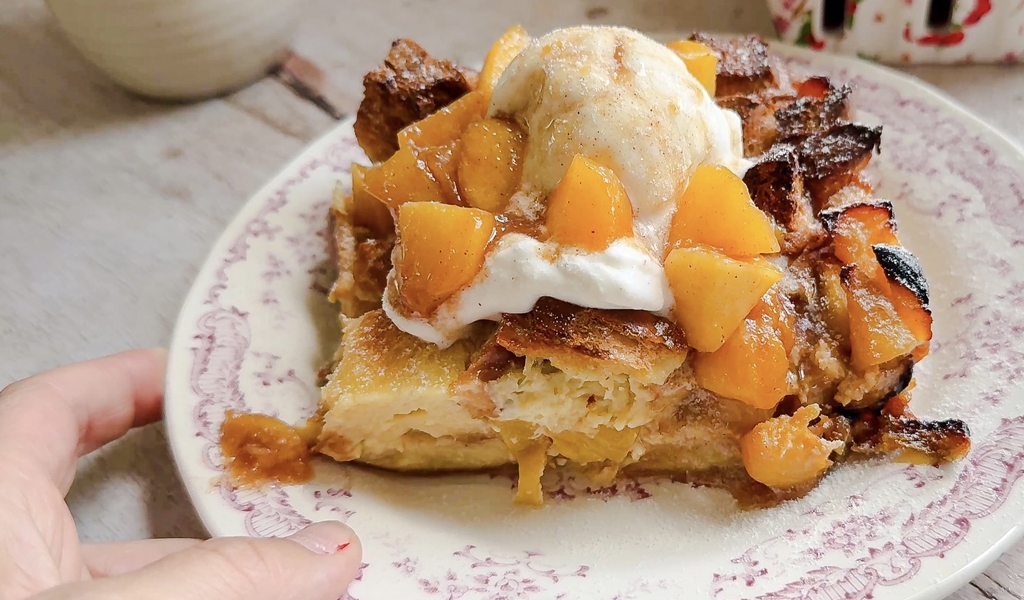 Peach Cobbler Bread Pudding