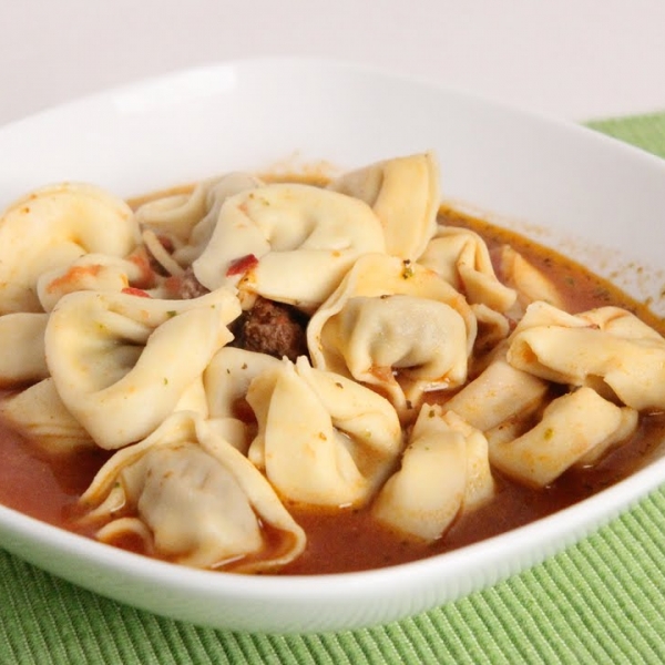 20 Minute Italian Tortellini Soup