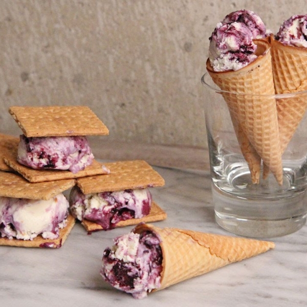 Blueberry Cheesecake Ice Cream