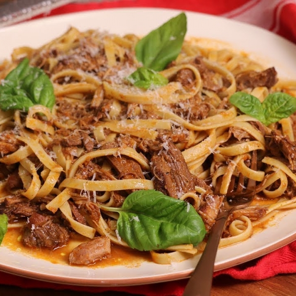 Slow Cooked Shredded Beef Ragu