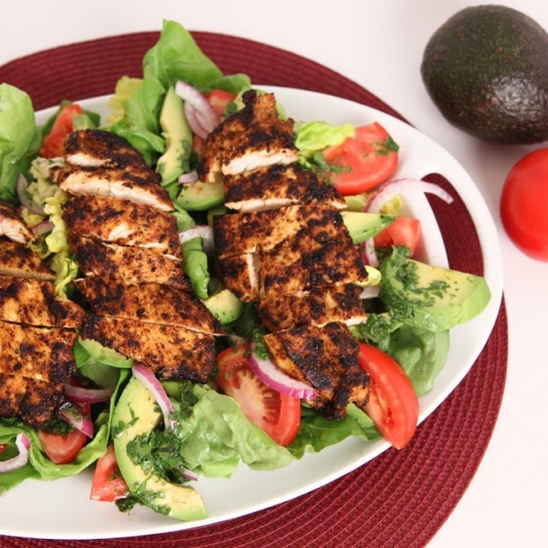 Spicy Grilled Chicken and Avocado Salad