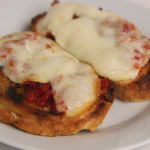 Sun Dried Tomato and Smoked Mozzarella Bruschetta